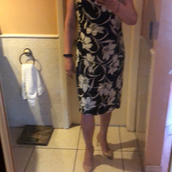 Floral Jersey Day Dress - Picture 7 of 10